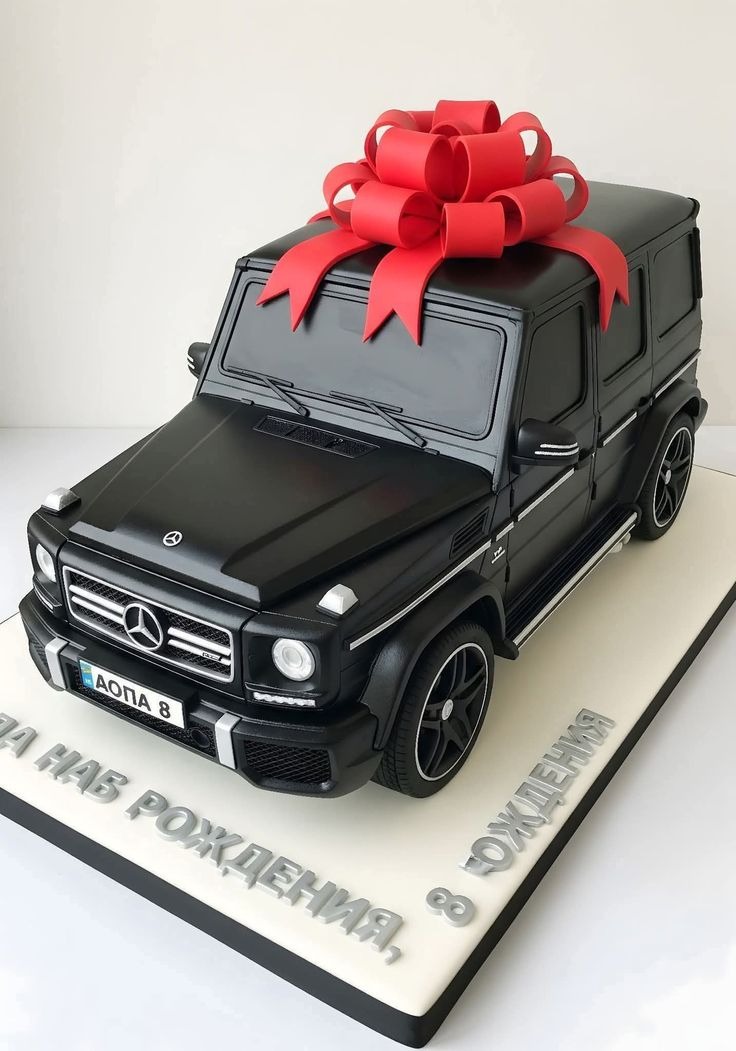 G-Wagon Gift Cake